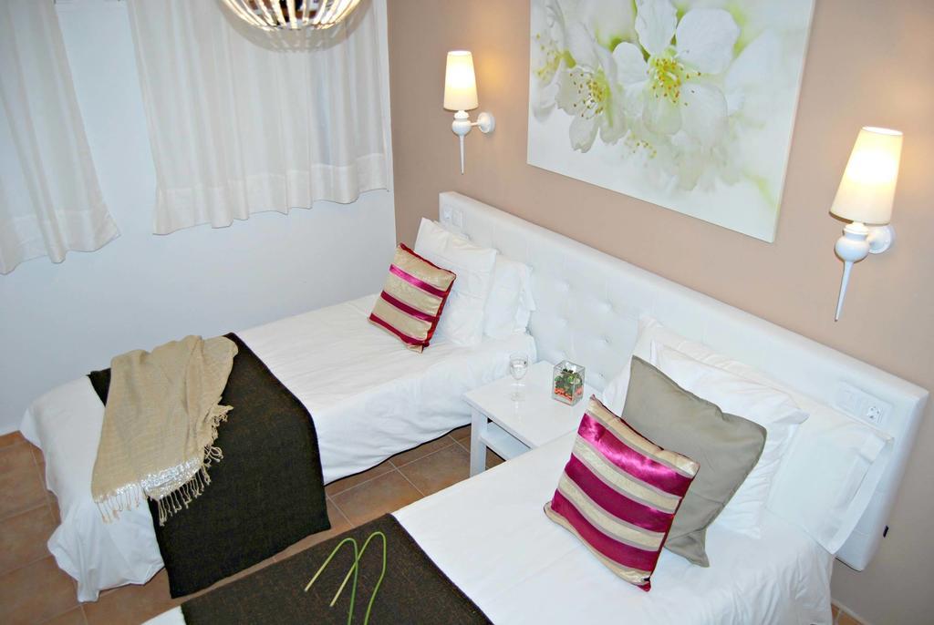Apartamento Brisa By Vacanzy Collection คอร์ราเลโฮ ห้อง รูปภาพ