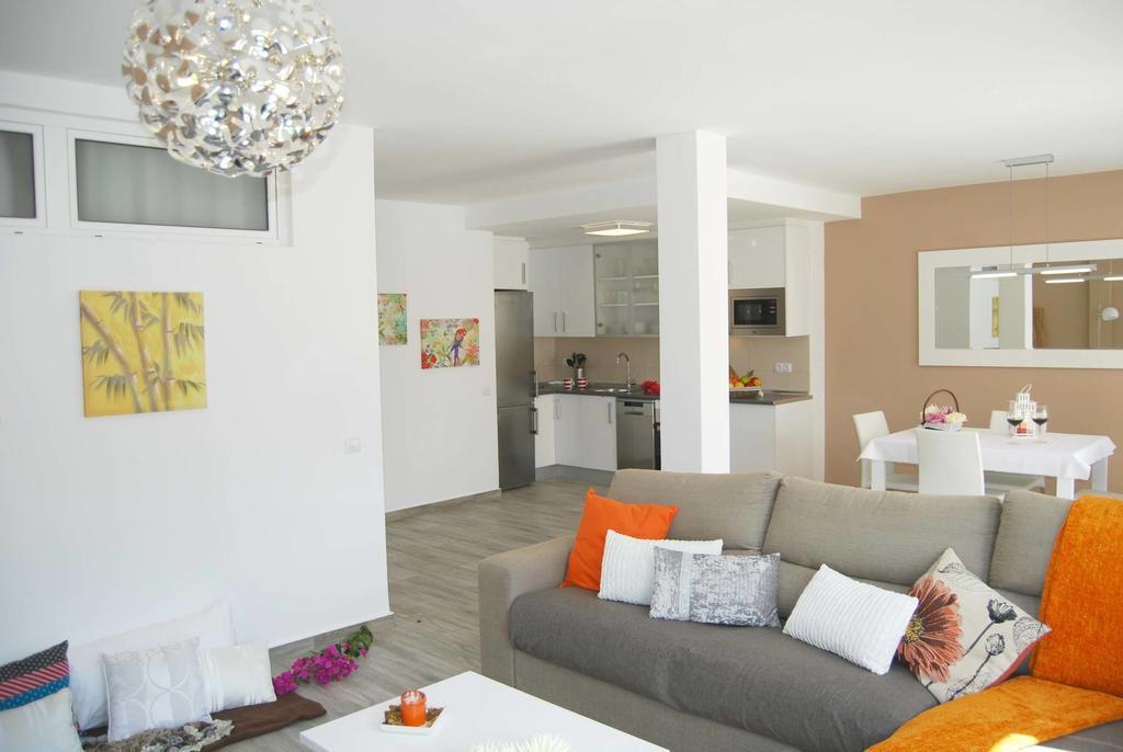 Apartamento Brisa By Vacanzy Collection คอร์ราเลโฮ ห้อง รูปภาพ