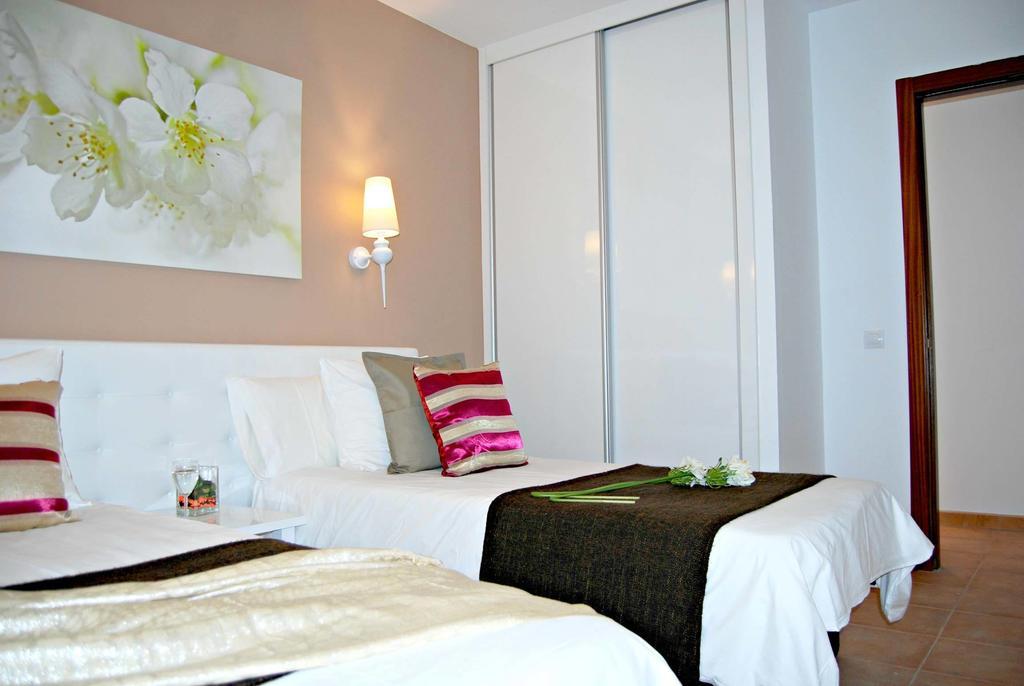 Apartamento Brisa By Vacanzy Collection คอร์ราเลโฮ ห้อง รูปภาพ